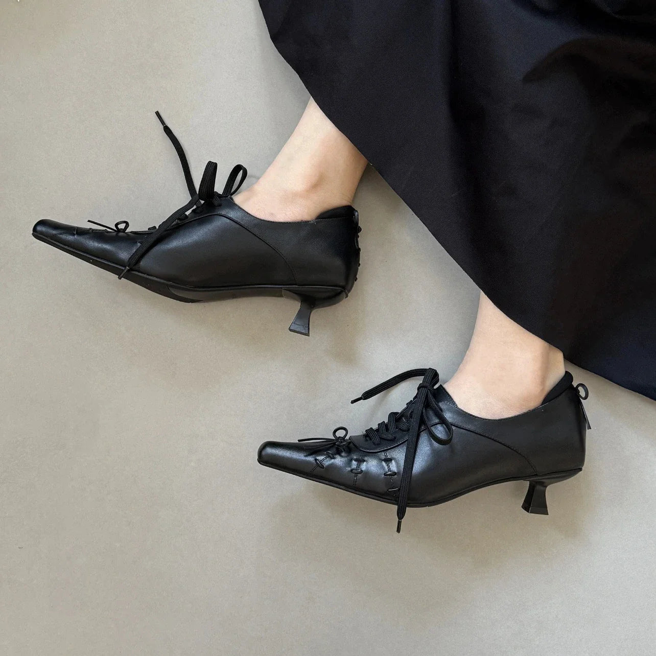 Retro Square Toe Lace Up Leather Pumps Temperament Niche Mid Heel Shoes Versatile Soft Shoes Comfortable