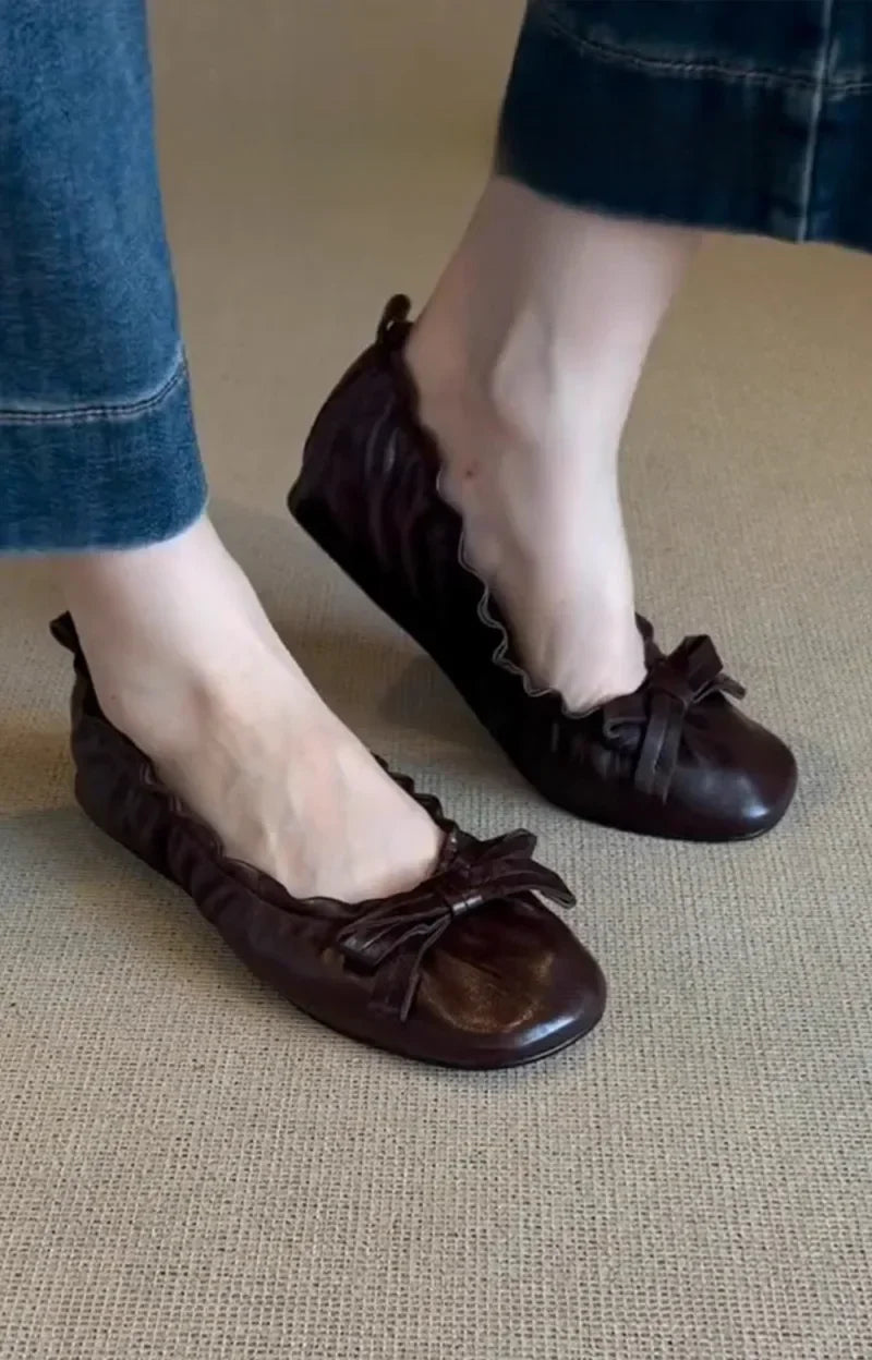 Red Bow Pleated Design Brand Ballet Flat Shoes Retro Round Toe Shallow Mary Jane Shoes Comfortable Moccasin
