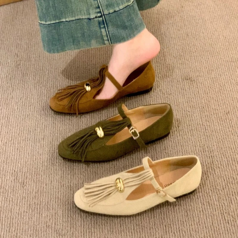 Metal Decoration Tassel Design Flats Comfortable Faux Suede Soft Sole Loafers Retro T Strap Buckle Mary Jane Shoes