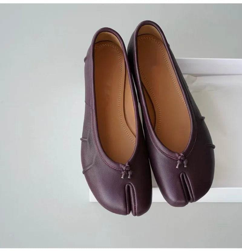 Split Toe Ballet Flats Tabi Shoes Casual Slip-on Loafers Pleated Leather Espadrilles Zapatillas Mujer