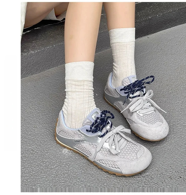 Outdoor Running Shoes Comfortable Lace Up Sneakers Casual Flats Soft Flat Sneakers Shoes