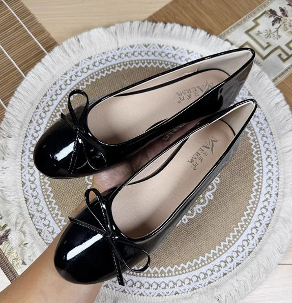 Round Toe Ballet Flats Spongy Bottom Hot Italian Shoes Patent Leather Classic Bow-Knot Dressing Slip-On 34 48 47