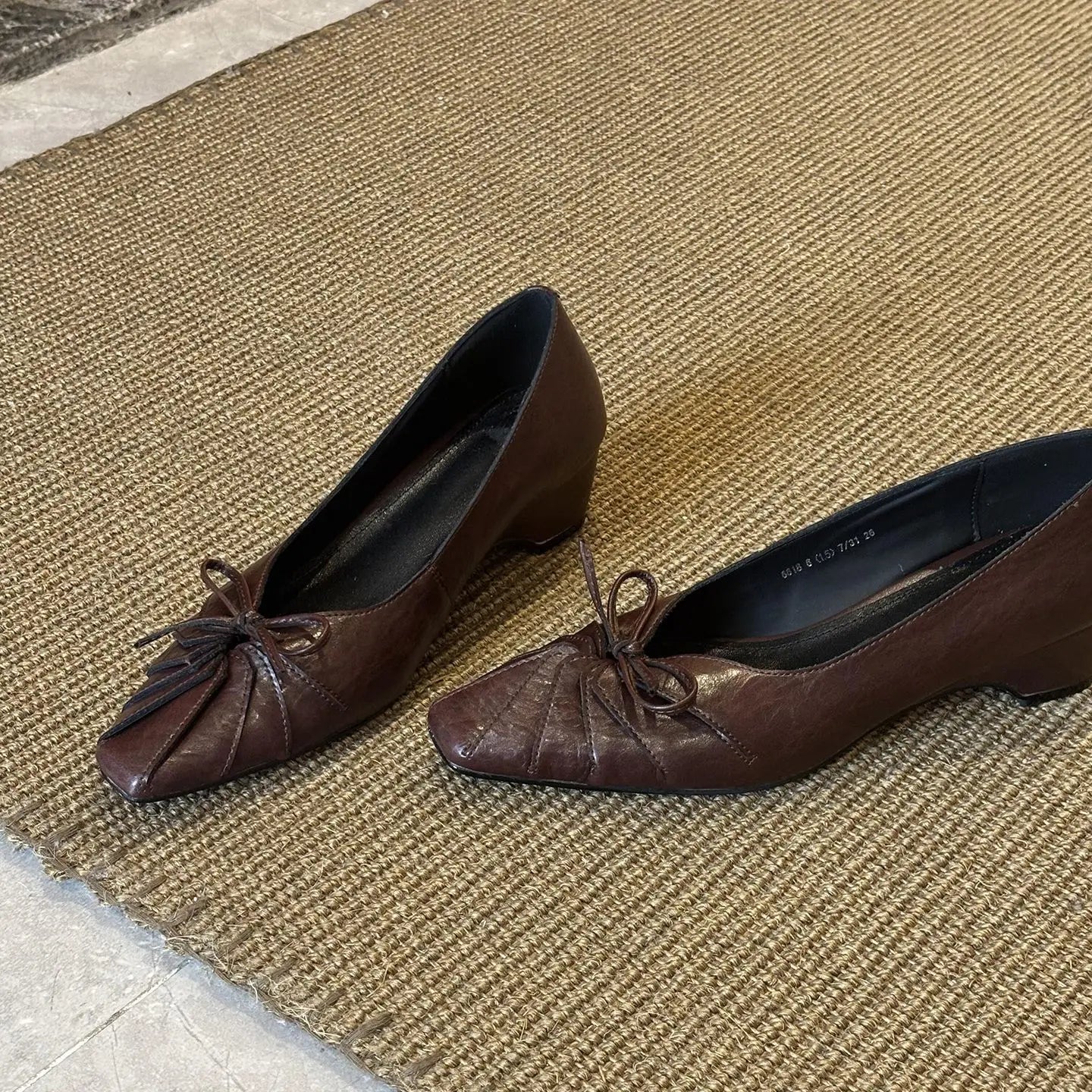 Square Bow Decorative Flat Shoes Leather Pleated Shallow Mouth Loafers Shoes Outdoor Comfortable Shoes