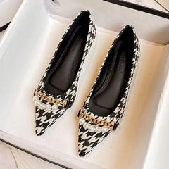 Normal Leather Casual Pearl Pointed Toe Formal Shoes