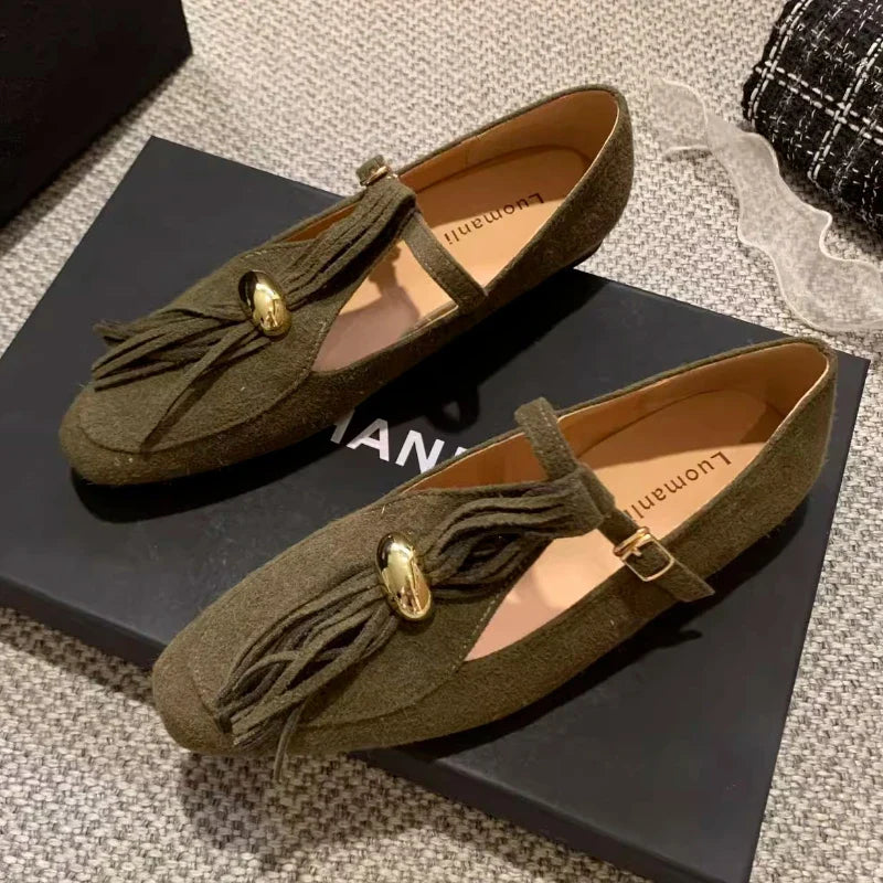 Metal Decoration Tassel Design Flats Comfortable Faux Suede Soft Sole Loafers Retro T Strap Buckle Mary Jane Shoes