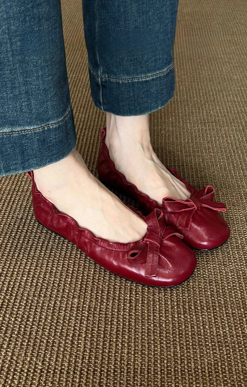 Red Bow Pleated Design Brand Ballet Flat Shoes Retro Round Toe Shallow Mary Jane Shoes Comfortable Moccasin