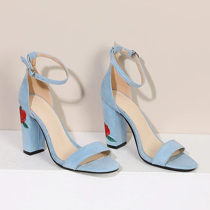 Ethnic Style Embroidered High-heel Sandals Ankle Strap Elegant Retro Open Toe Wedding Shoes 34-45