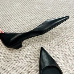 Pointed Toe Leather Flat Shoes Tapered Low Heel Pumps Black Shallow Mouth Design Comfort Casual Office Shoe
