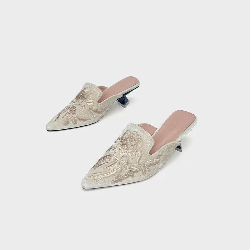 Embroidery Velour Shoes Woman Strange Heel Slippers Design Mules Femme Pointed Toe Wedges Tacones Slides Slip On Pantuflas Mujer