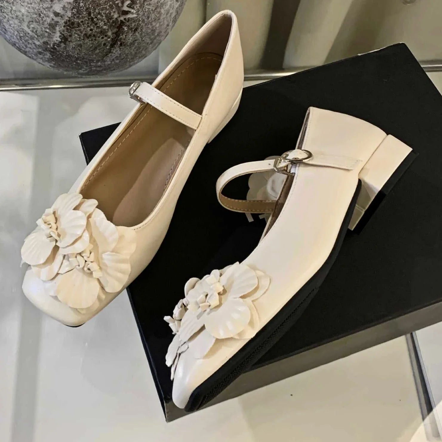 Chunky Heel Flower Mary Jane Shoes Fashions Low Heels Shoes Square Toe Elegant Ballet Shoe Pumps
