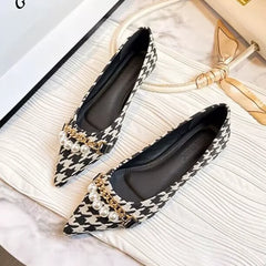 Normal Leather Casual Pearl Pointed Toe Formal Shoes