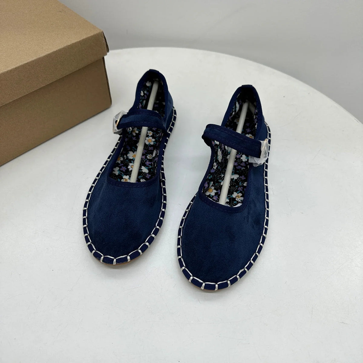 Floral Print Insole Velvet Flats Shoes Hand Stitching Elegant Mary Jeans Shoes Round Toe Ballets Flats Footwear
