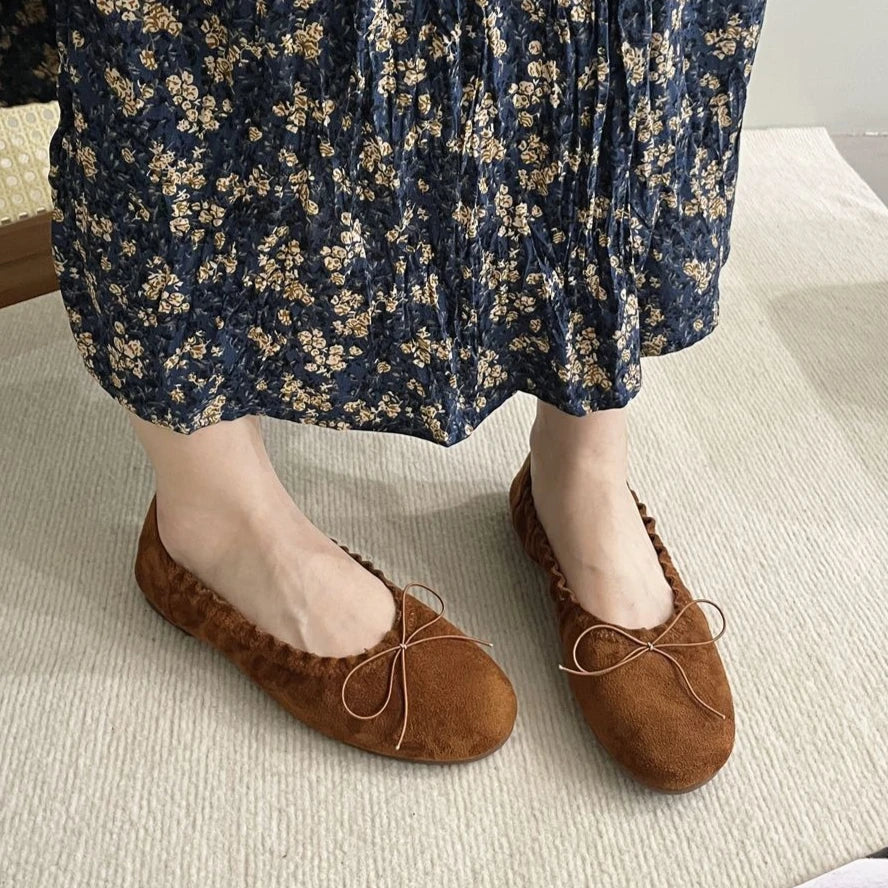 Suede Retro Bowknot Round Toe Flat Shoes Soft Sole Comfort