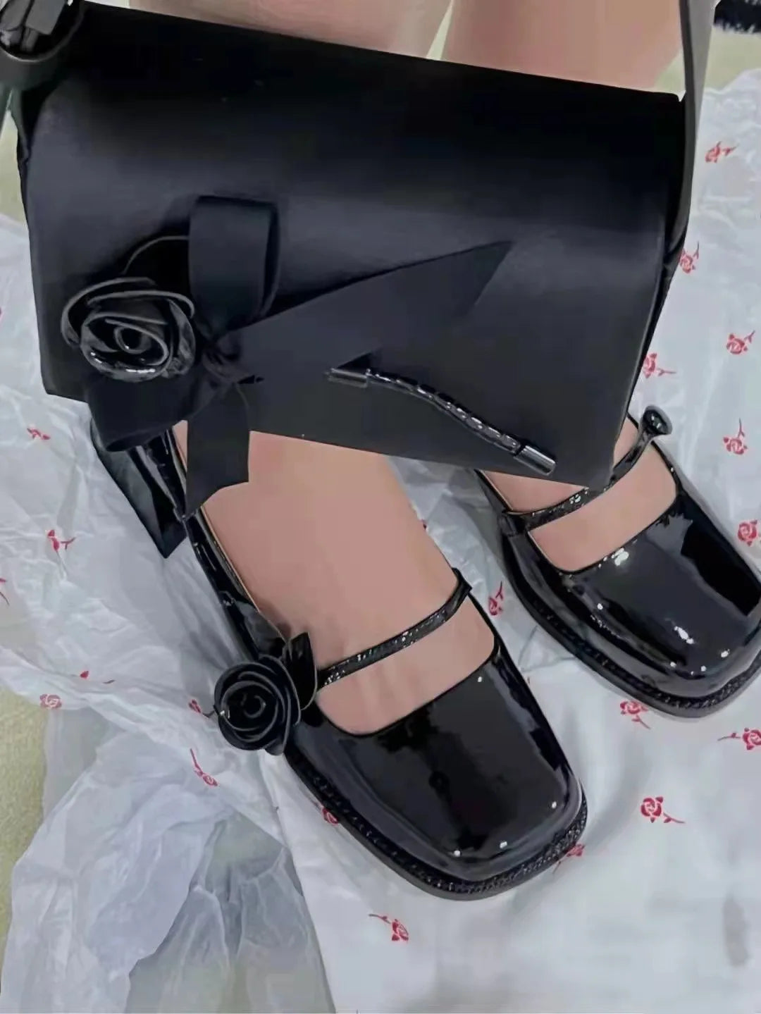 rose flower patent leather shoes woman brand sqaure toe pumps thick heel button strap mary janes talons hauts