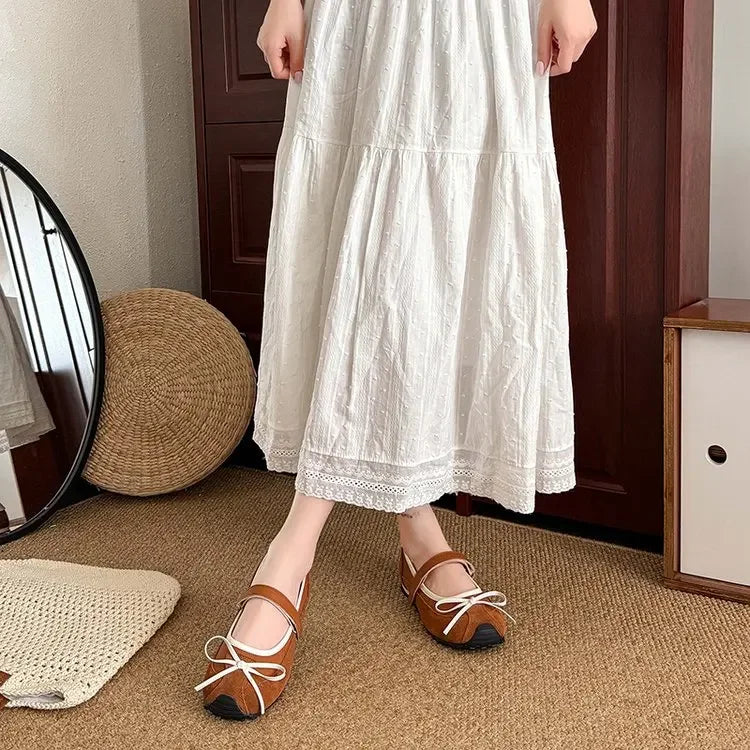 Mary Jane's Small Single Shoes Are Comfortable