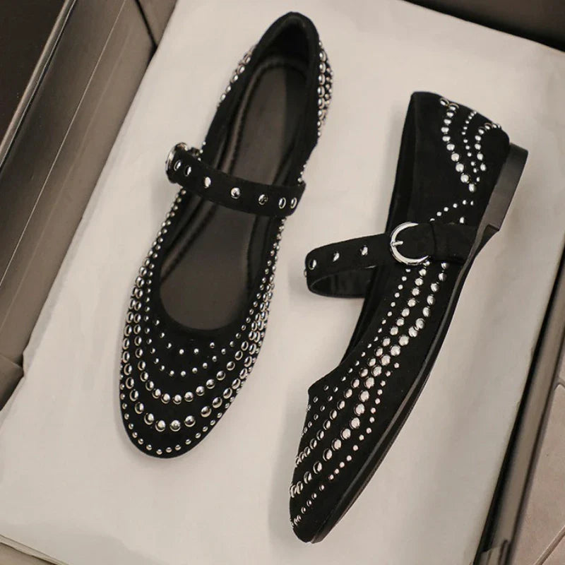 Retro Rivet Mary Jane Shoes Belt Buckle Shallow Round Toe Single Shoes Suede Elegant Ladies