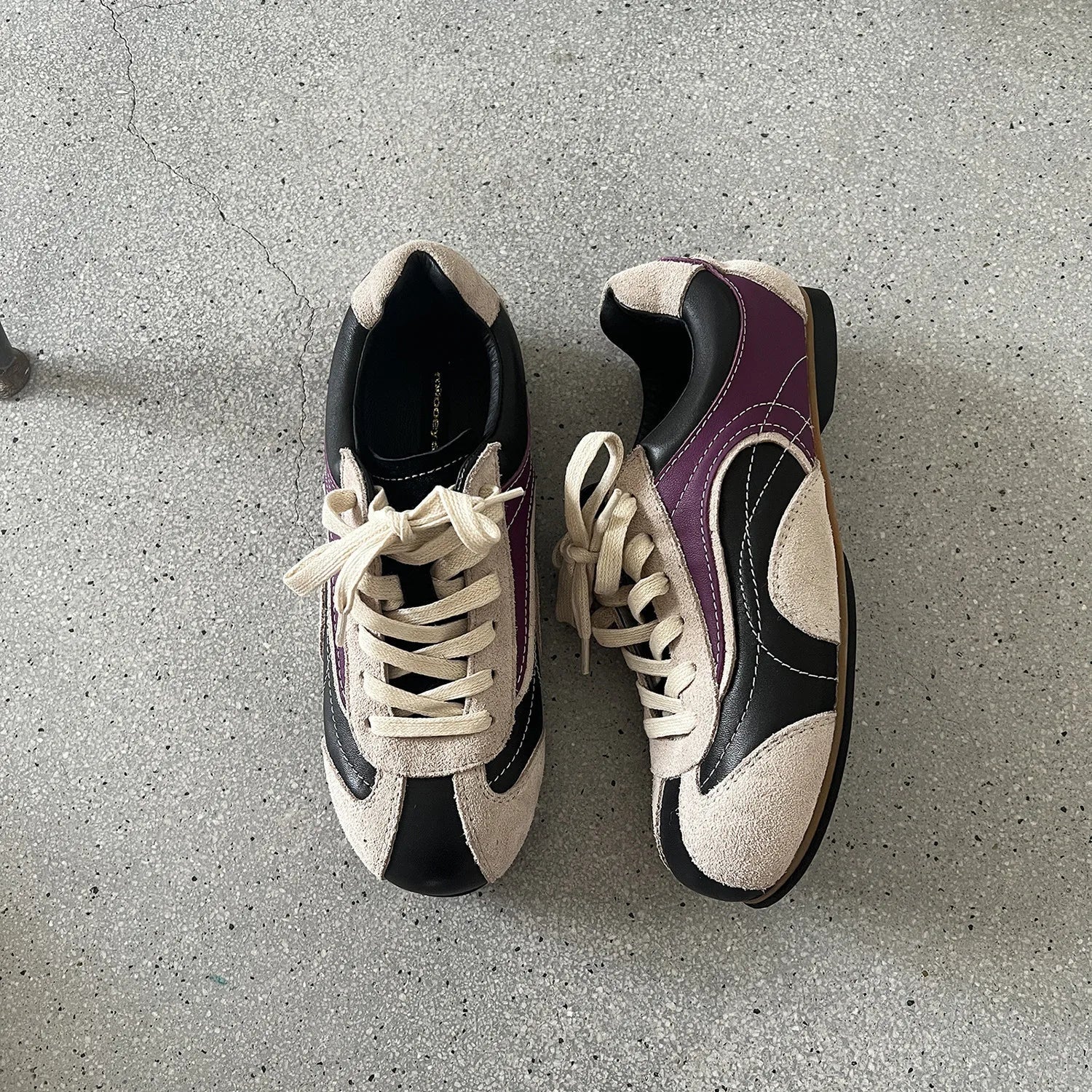 Tennis Lace-Up Hike Shoes Sneakers Cross-tied Comfort Casual Flats Shoes Woman High Quality Sport Shoes Sneakers