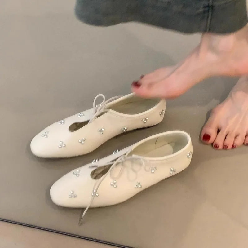 Metal Rivet Decoration Shallow Mouth Ballet Flats High Quality Soft Bottom Lacing Flat Shoes Casual Comfy Shoes