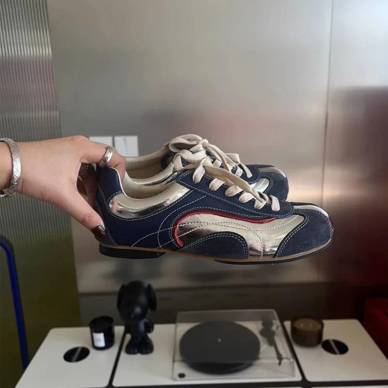 Tennis Lace-Up Hike Shoes Sneakers Cross-tied Comfort Casual Flats Shoes Woman High Quality Sport Shoes Sneakers