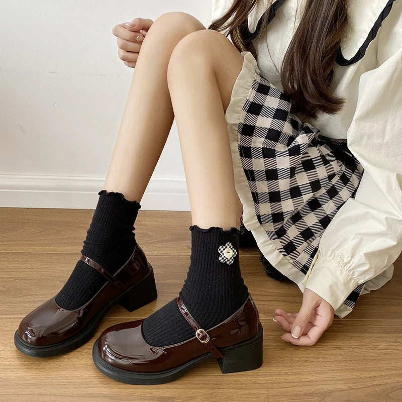 Mary Jane Shoes Simple Glossy PU Causal Uniform Low-heeled Shoes Versatile Lolita Pumps