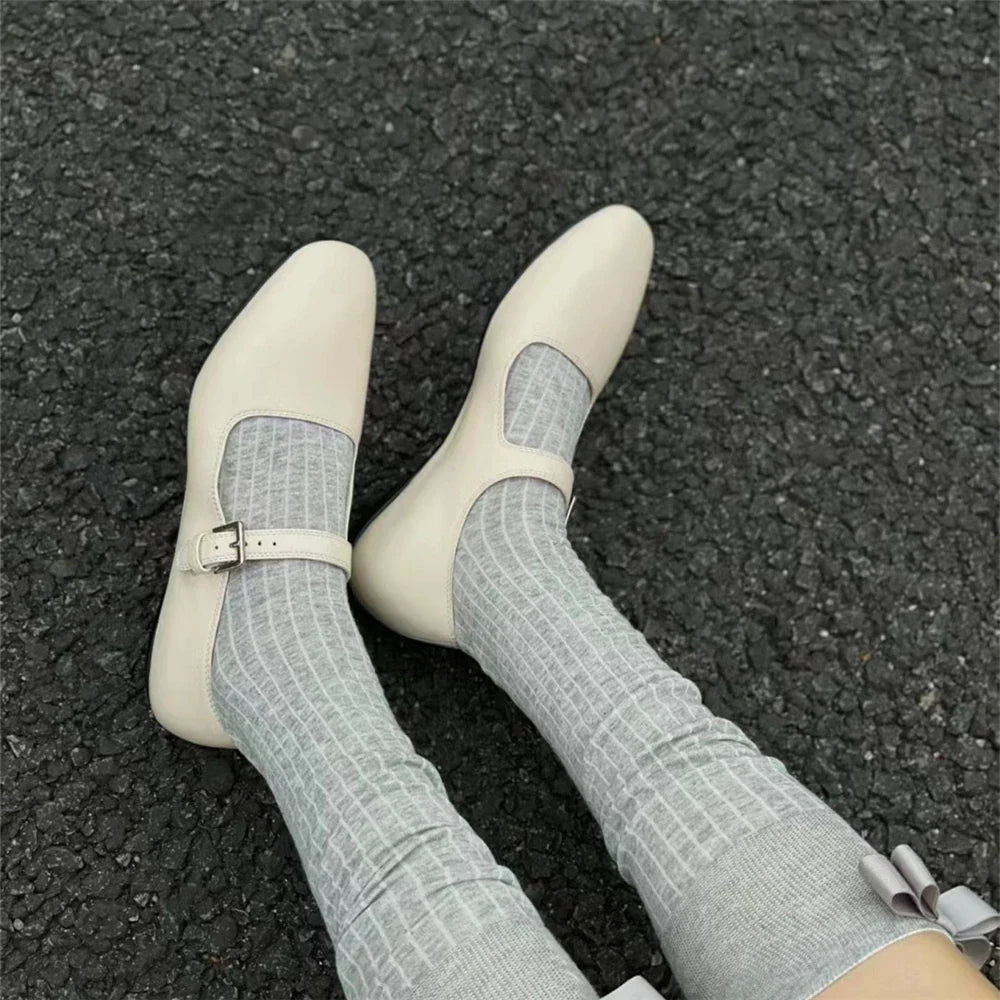 Brand Mary Jane Genuine Leather Flats Shoes Woman Buckles Flat Comfort Casual Loafer Shoes Soft Leather Flats
