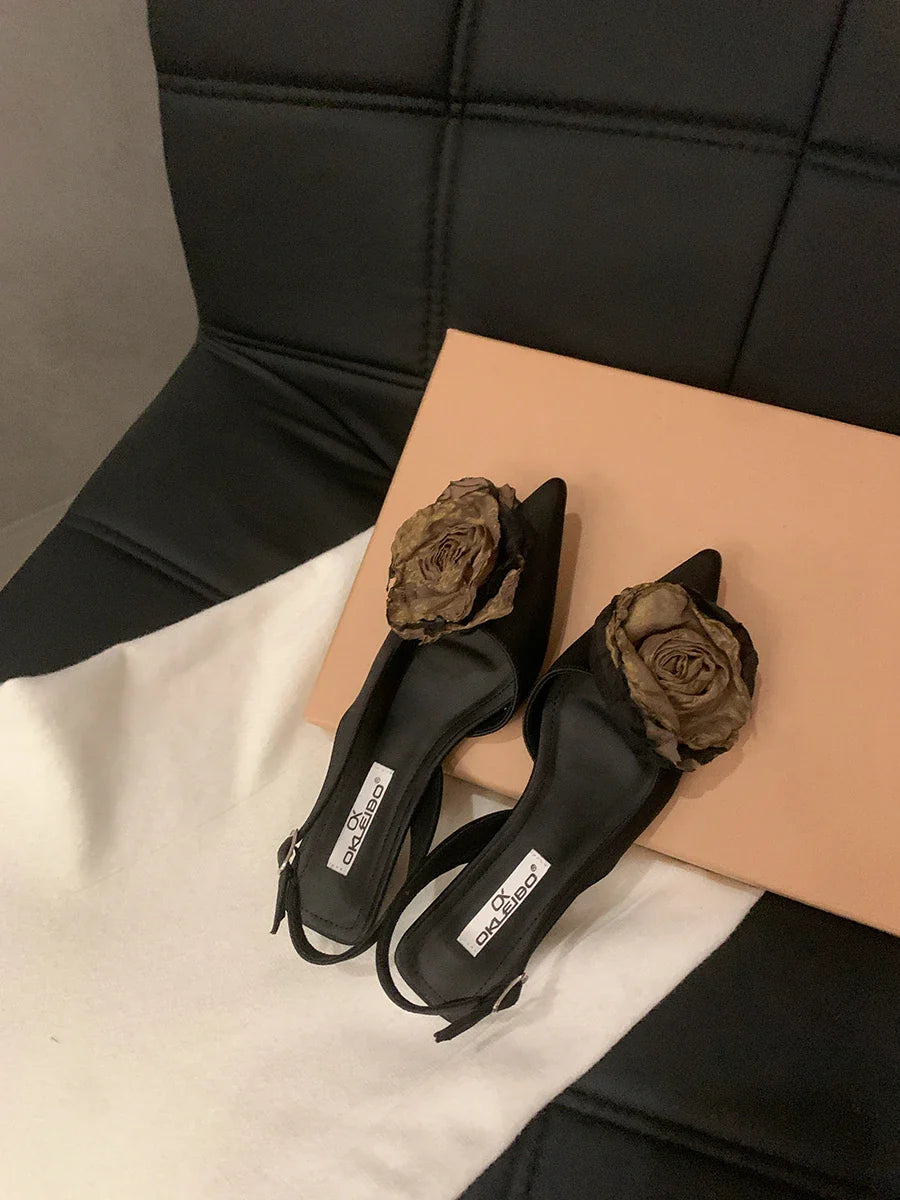 Flower Sandals Elegant Satin Mule Shoes Pointed Toe Pumps Low Heel Flowers Slingback Sandals