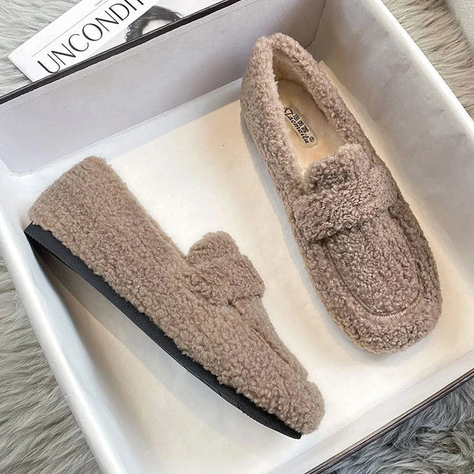 Plus Size 34-43 Wool Shoes Warm Cotton Loafers Femmes Lambswool Moccasins Slip On Round Toe Sheep Fur Flats