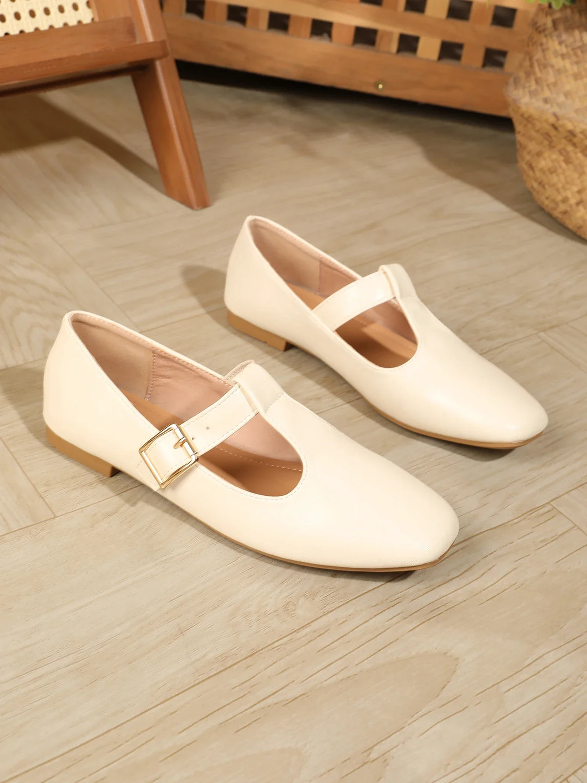 Slip On T-Strap Mary Jane Flats Comfy Round Toe Flat Shoes