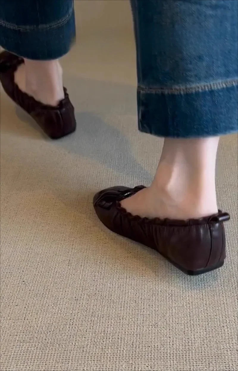 Red Bow Pleated Design Brand Ballet Flat Shoes Retro Round Toe Shallow Mary Jane Shoes Comfortable Moccasin