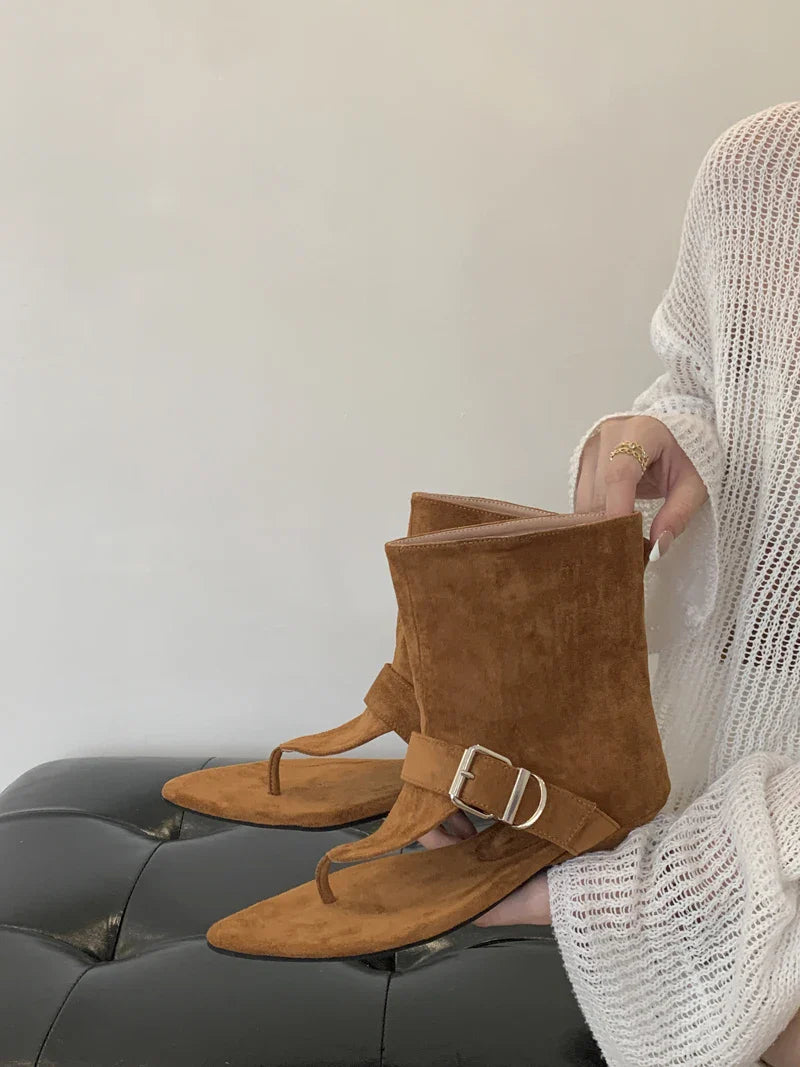 White Sandals Woman Thong Low Heels Ankle Boots Shoes Punk Black Sandals Brown Flip Flops Sandales Femmes 2025