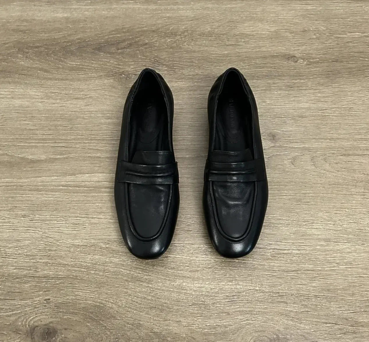 British Style Casual Lightweight Flat Shoes Office Retro Leather Loafers Flats