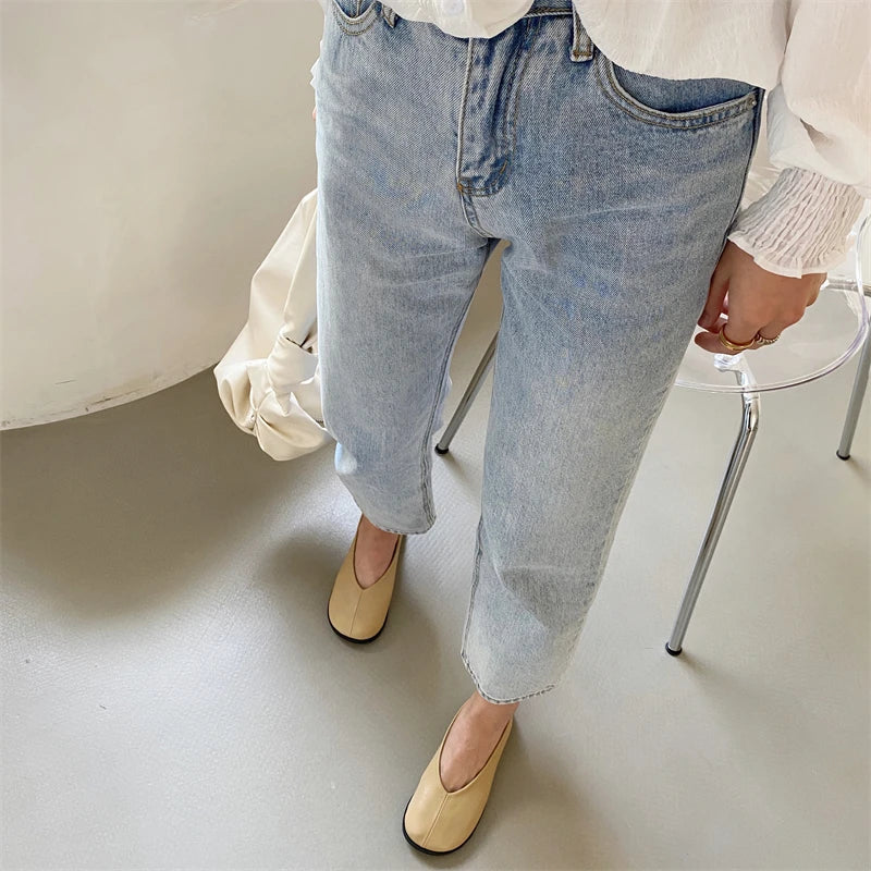 Retro Round Toe Loafers Solid Leather Flats Shallow V-Open Boat Mocasines Femmes Comfy Slip On Daily Walking Shoes Ladies