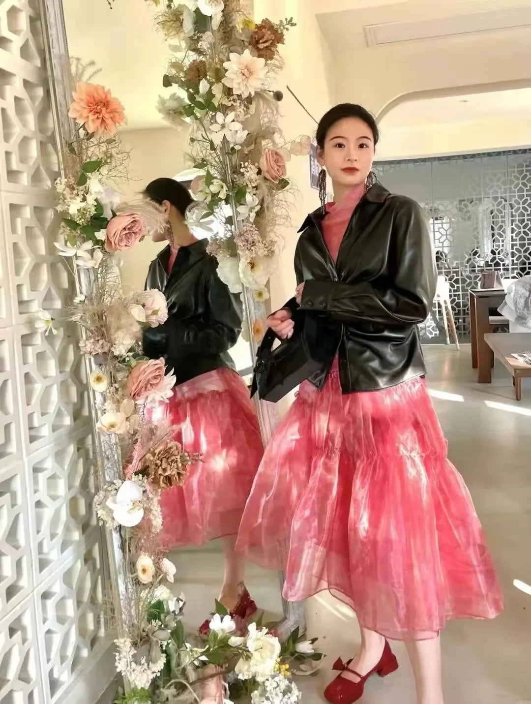 rose flower patent leather shoes woman brand sqaure toe pumps thick heel button strap mary janes talons hauts