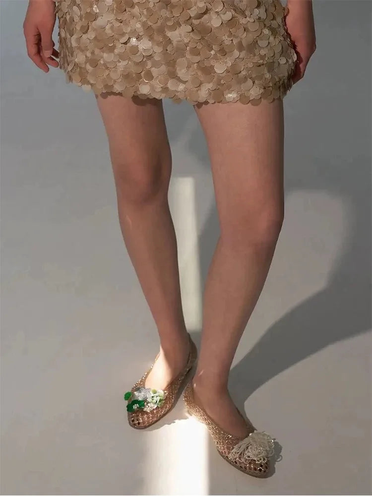 style pointed-toe open-toe sandals with flat sole