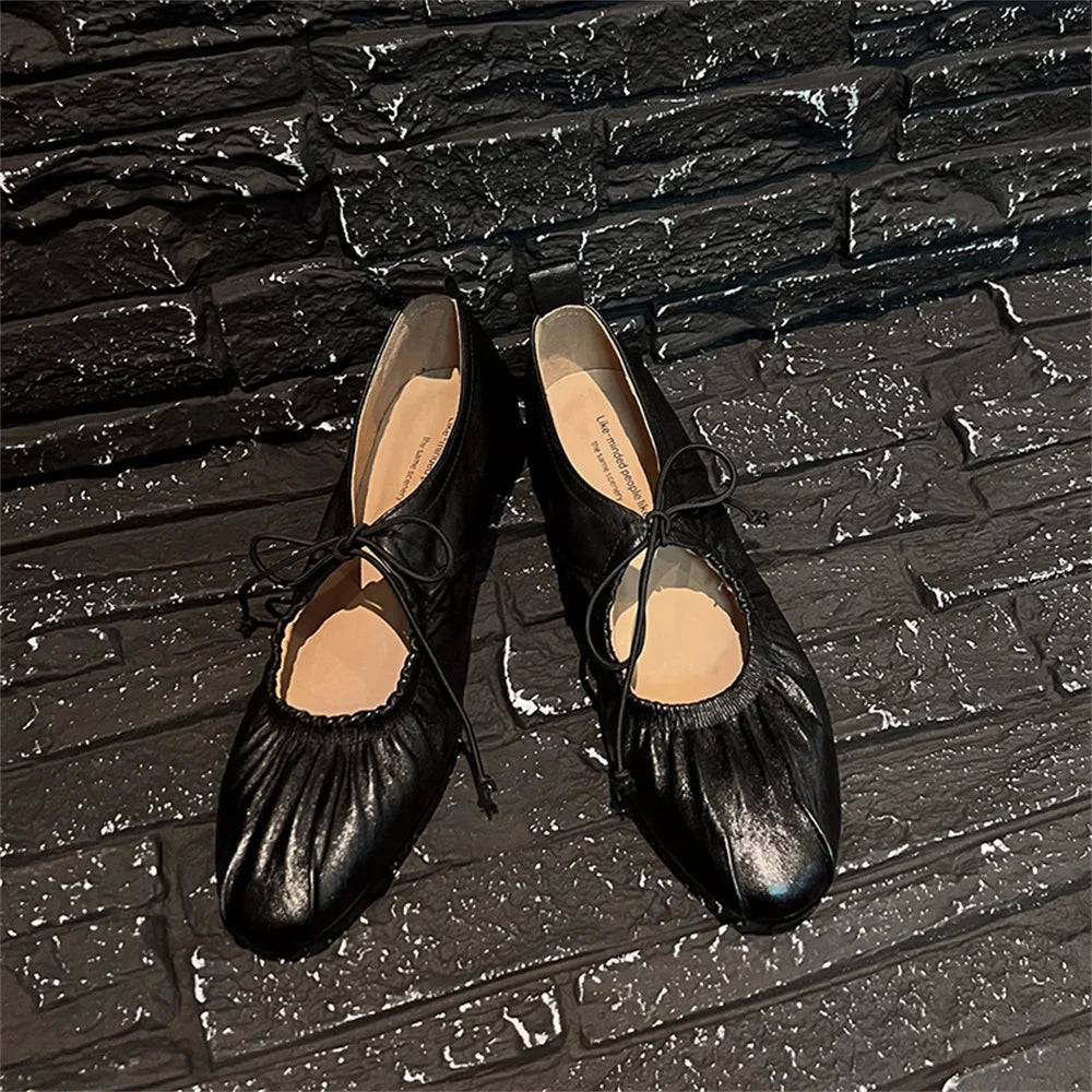 Retro Genuine Leather Pumps Low Round Heels Party Woman Round Toe Lace Up Pumps