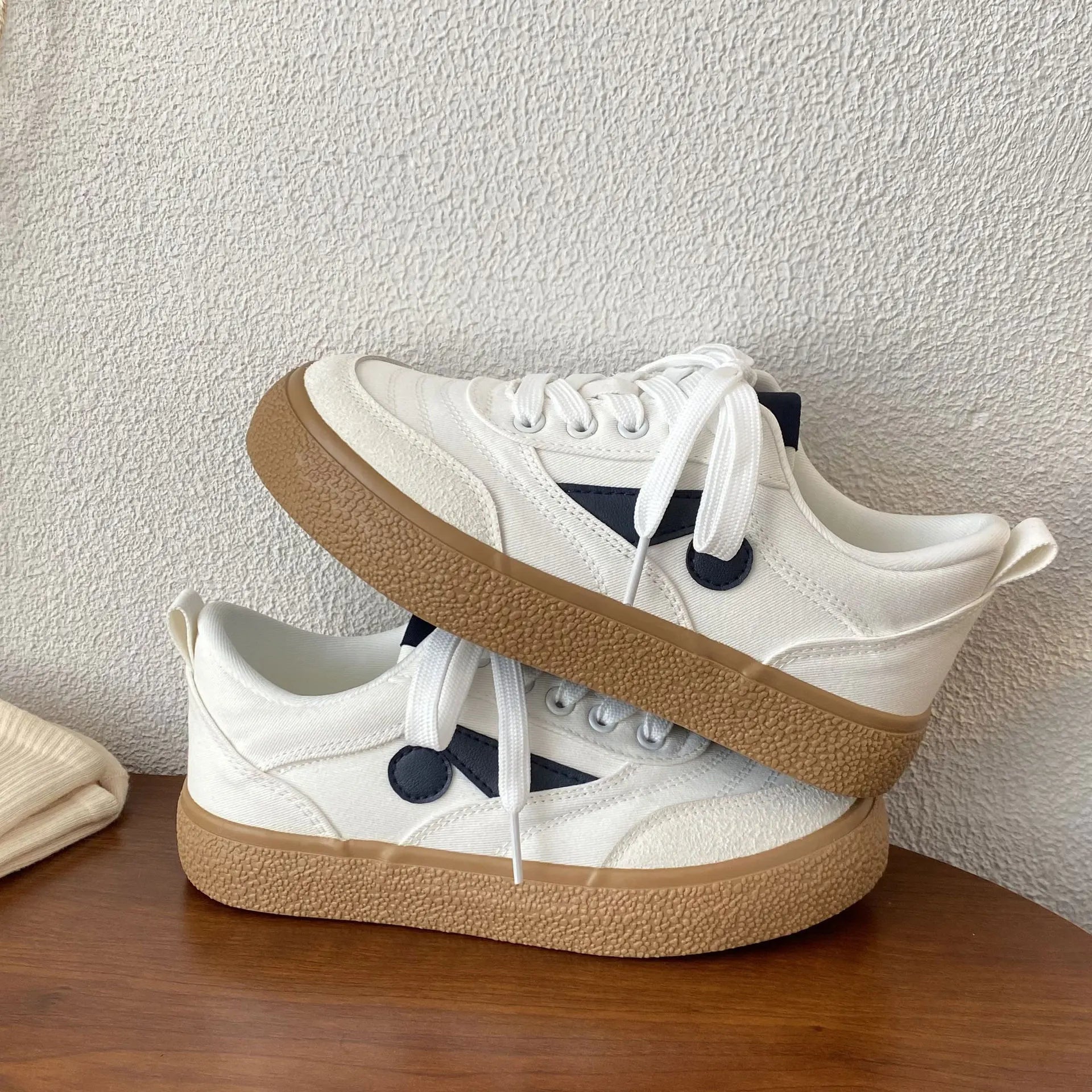 Thick Bottom Training Shoes Retro Mixed Color Students Sneakers Casual Concise Soft Soled Sports Shoes