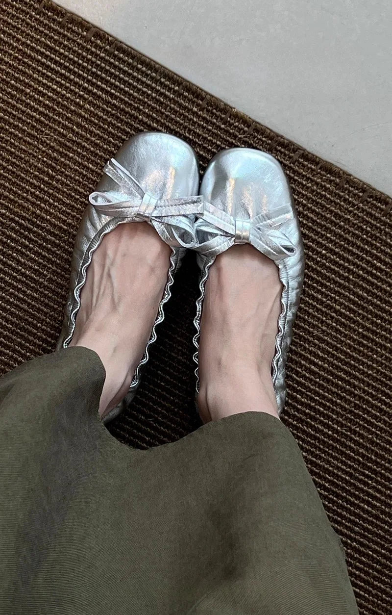 Red Bow Pleated Design Brand Ballet Flat Shoes Retro Round Toe Shallow Mary Jane Shoes Comfortable Moccasin