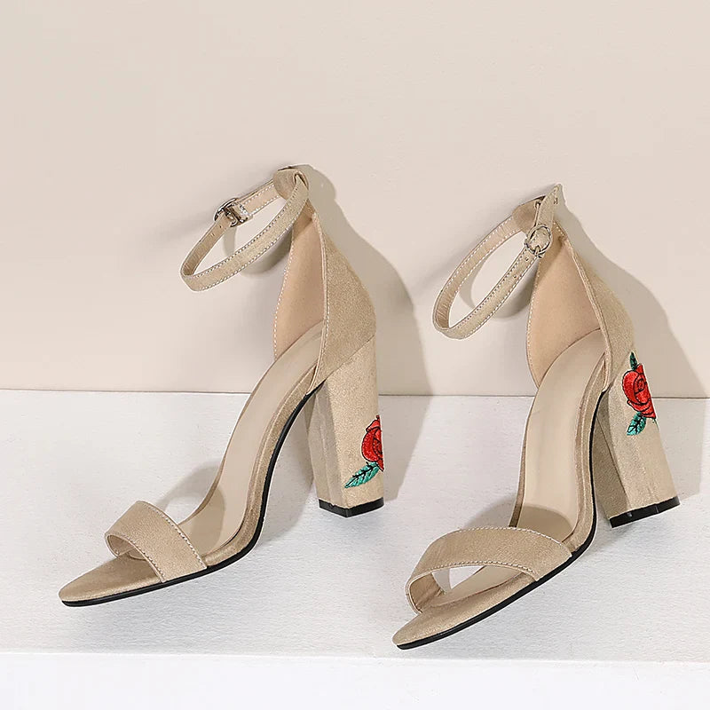 Ethnic Style Embroidered High-heel Sandals Ankle Strap Elegant Retro Open Toe Wedding Shoes 34-45