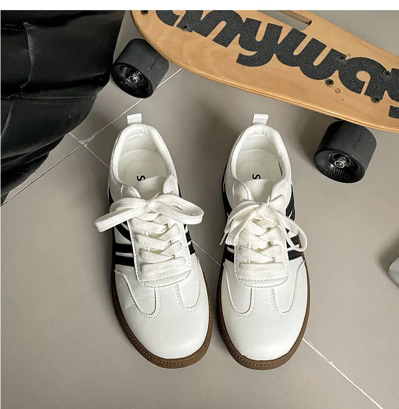 Retro Design Low Top Thick Soled Casual Sports Shoes