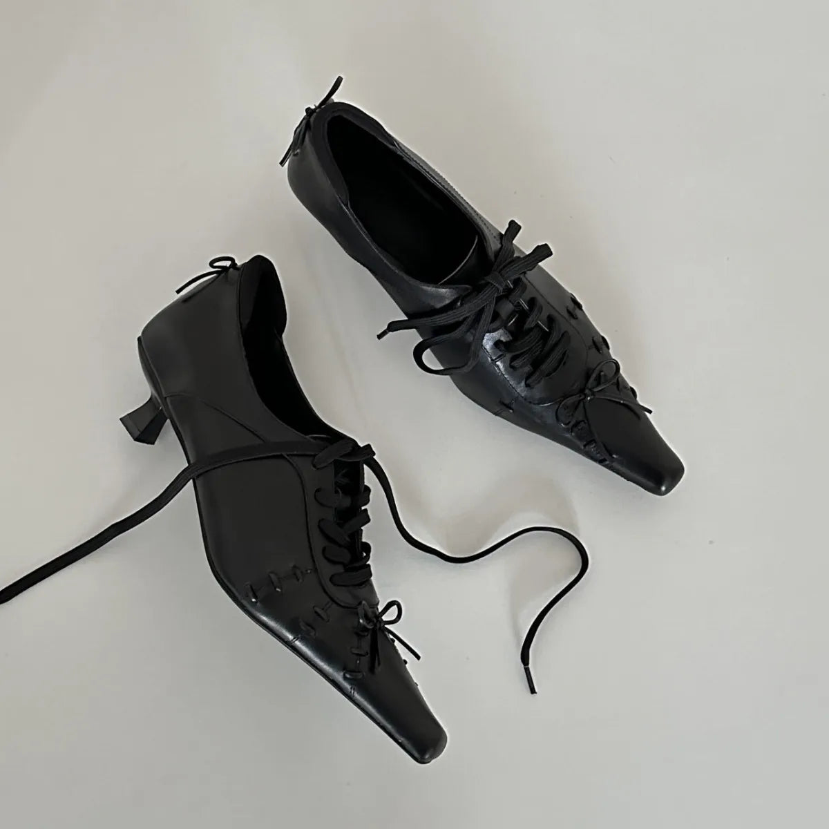 Retro Square Toe Lace Up Leather Pumps Temperament Niche Mid Heel Shoes Versatile Soft Shoes Comfortable