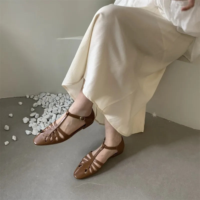 T-strap Rome Flat Sandals Hollow Out Vintage Mary Janes Shoes Pu Leather Holiday Elegant Gladiator Sandals