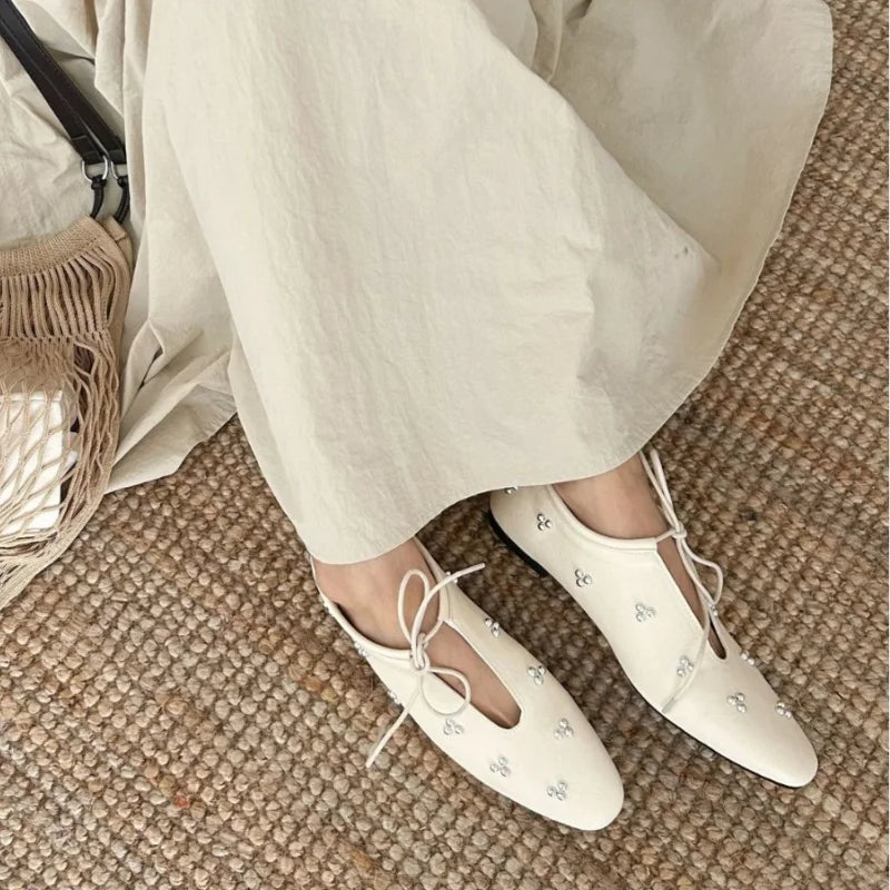 Metal Rivet Decoration Shallow Mouth Ballet Flats High Quality Soft Bottom Lacing Flat Shoes Casual Comfy Shoes