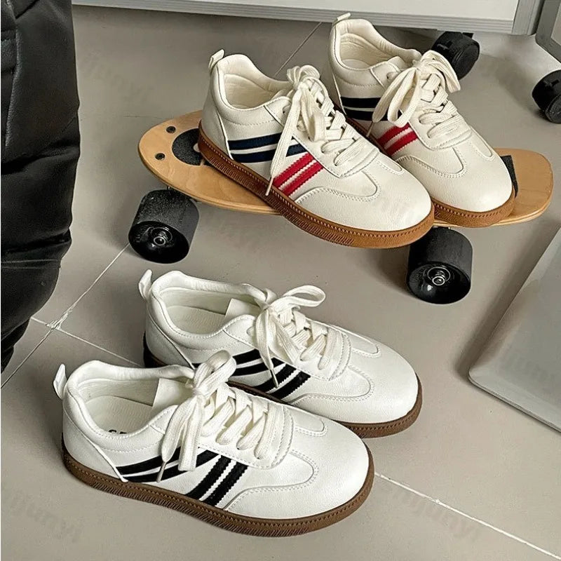Retro Design Low Top Thick Soled Casual Sports Shoes
