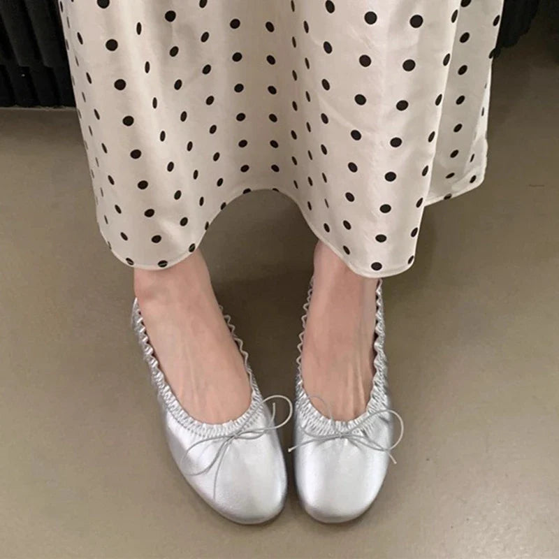 Brand Flat Shoes Round Toe Pleated Shallow Slip On Boat Shoes Soft Flat Heel Single Shoes