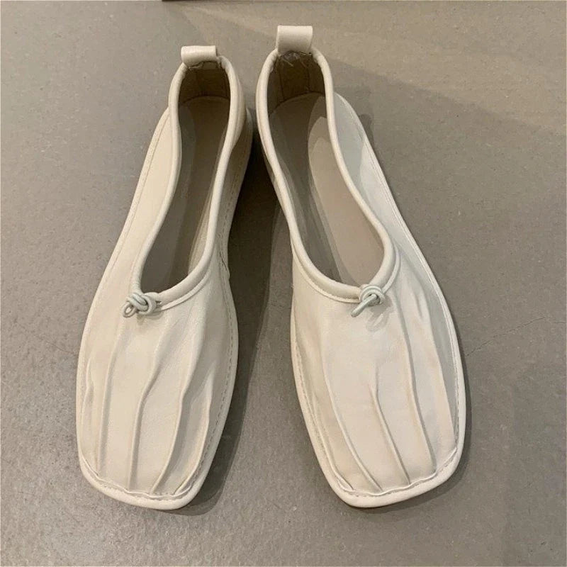 Pleated Retro Casual Flat Shoes Loafers Soft Sole Comfort Office Shoes Light Soft Leather Brand Ballet Flats