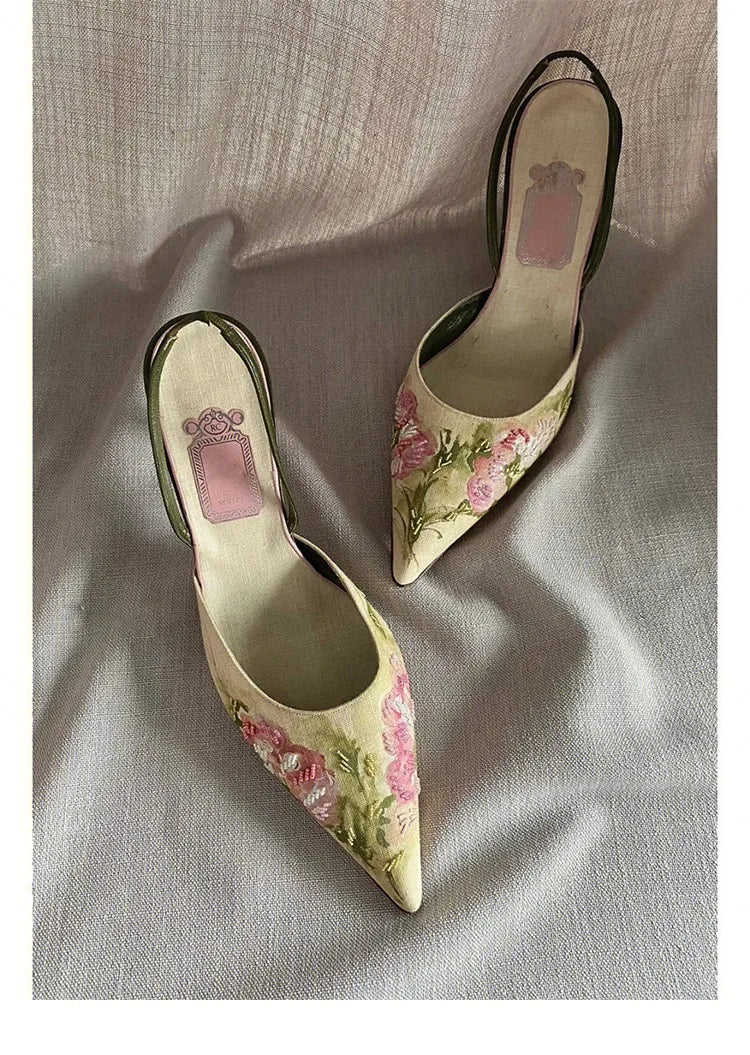 Pointed Embroidered Shoes Retro High Heels Elegant Design Pumps