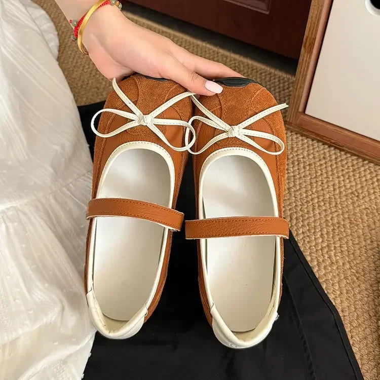 Mary Jane's Small Single Shoes Are Comfortable