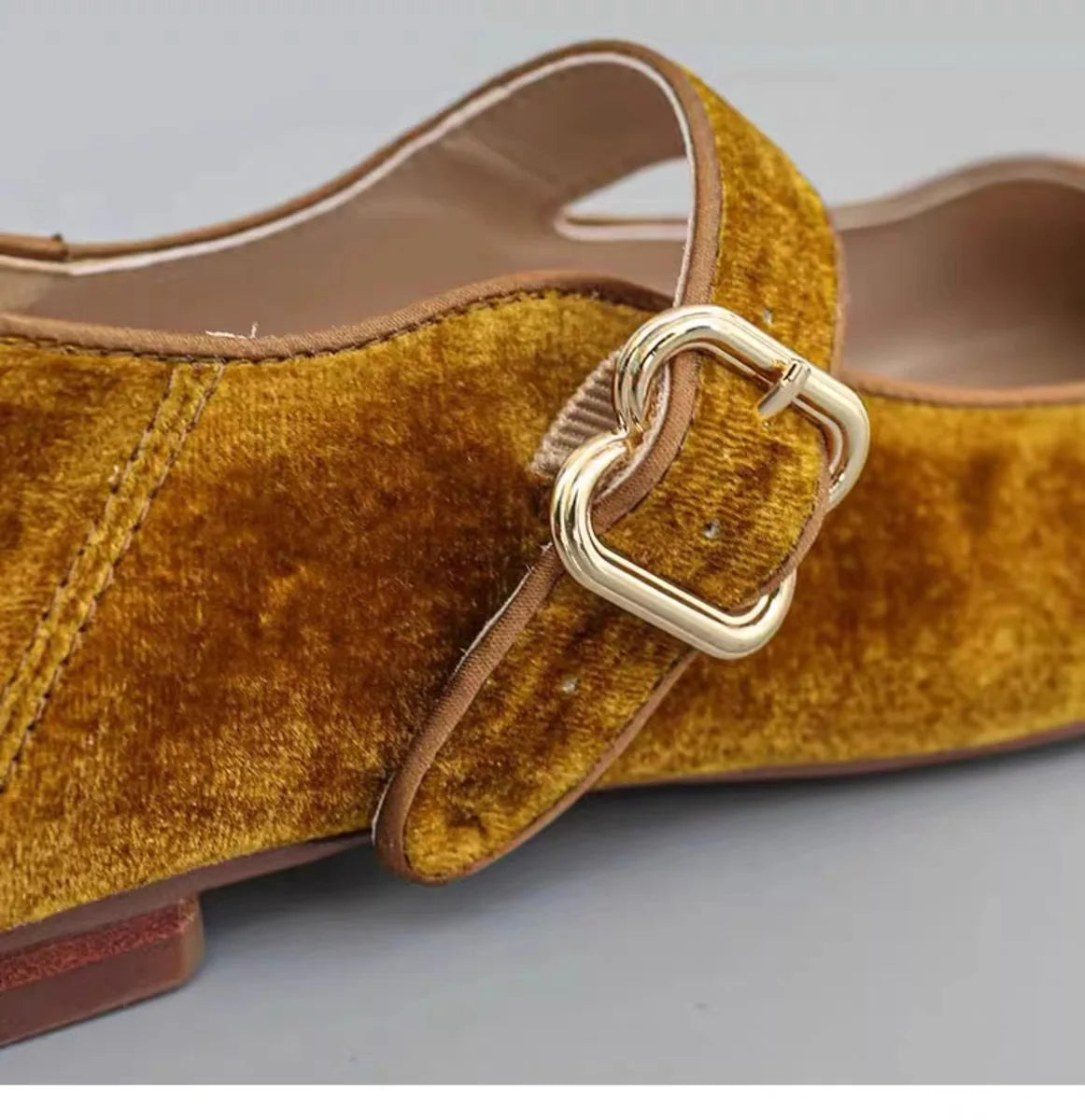 Velvet Mary Janes Belt Strap Shoes Square Toe Flats Ballerina Dress Barefoot Loafers Brides Ballets Femmes