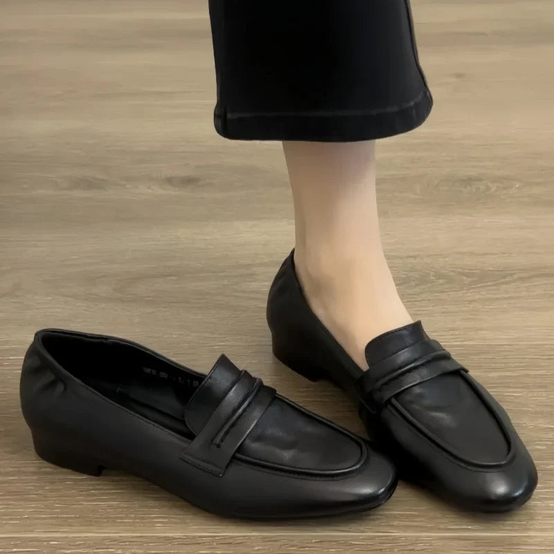 British Style Casual Lightweight Flat Shoes Office Retro Leather Loafers Flats