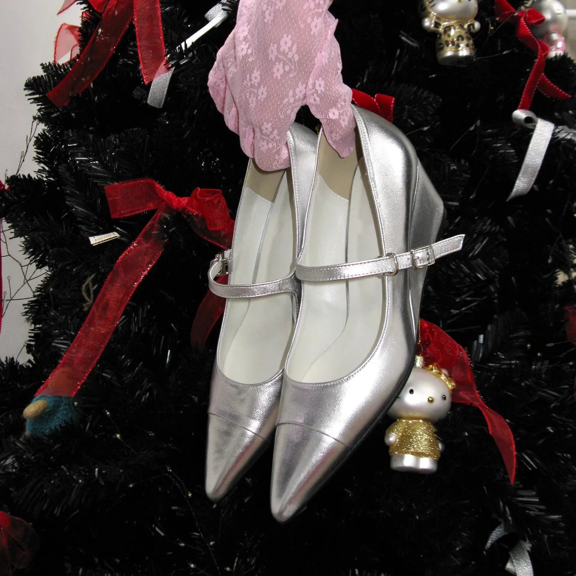 Shoes Silver Pointed Toe High Heels Wedge Heel Pumps Buckled Mary Janes Formal Shoes T Stage Catwalk Shoes